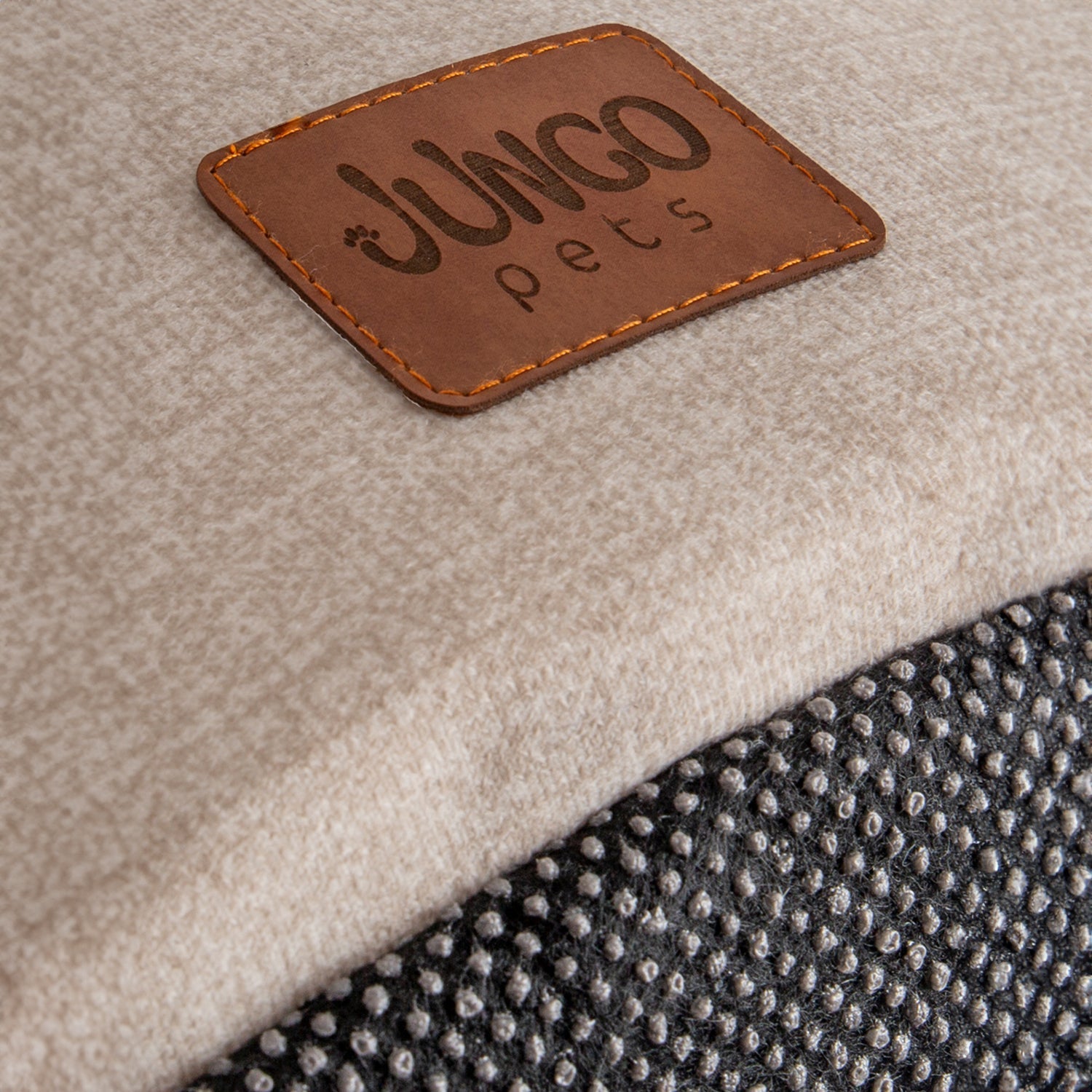 Mia Scratch-Resistant, Easy-to-Clean Cat Bed